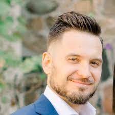 Aaron Swiggart's Instagram, Twitter & Facebook