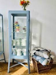 Ideale orte für sie sind der flur (als ablage für brieftasche und schlüssel) oder auch neben deinem sofa zur entlastung. Ideen Und Inspirationen Fur Ikea Schranke