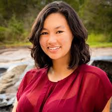 Monica Beard's Instagram, Twitter & Facebook