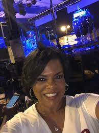 Erin Pickens's Instagram, Twitter & Facebook