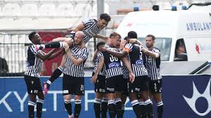 Λίγο πριν την αναχώρησή της, η ομάδα. H Prwth Synanthsh Paok Fegenornt Inpaok Com