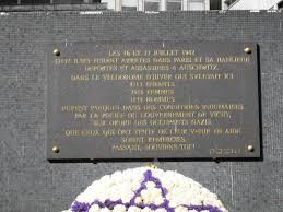 Paris 1942 lugemise ajal esiletõstude või järjehoidjate lisamiseks või märkmete tegemiseks. Holocaust Memorial Day Trust 16 July 1942 The Vel D Hiv Round Up Started
