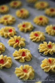 Biskut bunga cina by masam manis. Goodyfoodies Recipe Dahlia Butter Cookies Kuih Semperit Cny Nyonya Food Cherry Cookies Recipes