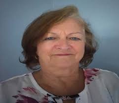 Arlene Mahood's Instagram, Twitter & Facebook