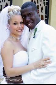 Thomas shares that of all of the top dating sites for marriage, eharmony leads the pack. Interracial Wedding Couple Love Whitewomenblackmen Blackmenwhitewomen Wwbm Bmww Find Your Interracialmatch Here Www I Parejas Romanticas Parejas Romantico
