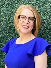 Pamela Shrader's Instagram, Twitter & Facebook