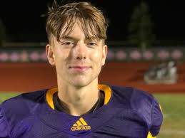 IHSA football: Illinois athlete overcomes seizures to be playmaker