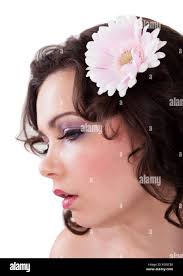 Stilisiertes haar -Fotos und -Bildmaterial in hoher Auflösung