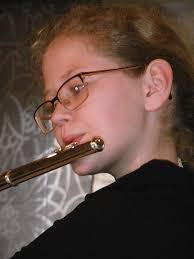 Nachwuchsmusiker der Blasmusik Gebenbach beim Vorspielnachmittag flott und  pointiert unterwegs