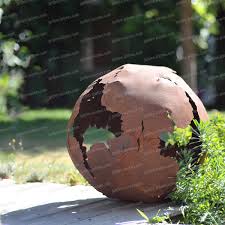 Antiquités & art 29 résultats pour 'deco jardin'. Boule En Metal Decoupe Laser D 40cm Decoupe Laser Objet Deco Jardin Metal Rouille