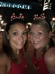 Can Disney honor the original price quote due to the agent's negligence in  transferring the hotel reservation?