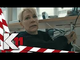 Zwei neue kollegen sind auch mit an bord. Ermittlung Eskaliert Alex Im Keller Gefangen 2 2 K11 Kommissar