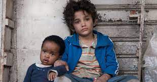 Définition, synonymes, citations, traduction dans le dictionnaire de la langue française. Capernaum Review