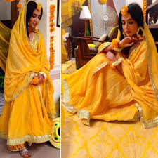 Pin By Mohamed Zulfiqar Ali On Jashn E Haldi Bridal Anarkali Suits Pakistani Wedding Outfits Indian Wedding Outfits