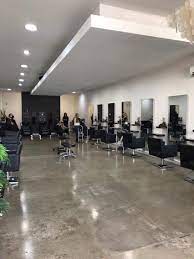 Pin By Becca On Boutiques Home Beauty Salon Beauty Salon Decor Barbershop Design