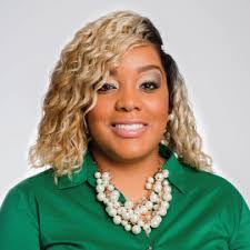 Amber Moffitt's Instagram, Twitter & Facebook