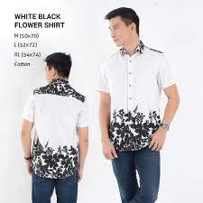 Model Kemeja Putih Polos Lengan Pendek Untuk Pria Kombinasi Motif Bunga Kemeja Kemeja Pria Pria