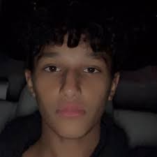 Edwin Staples's Instagram, Twitter & Facebook