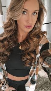 Gianna Sewell's Instagram, Twitter & Facebook