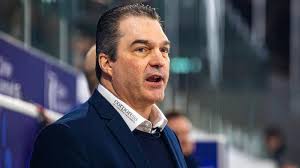 EHC Kloten and team manager Larry Mitchell part ways