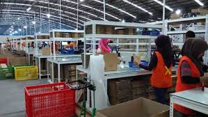 Ketiga tugas itulah yang wajib dilakukan seorang admin server untuk menjaga server tetap berjalan dengan baik. 13 Tugas Administrasi Gudang Gaji Pendidikan Terakhir