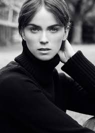 Danielle Foster's Instagram, Twitter & Facebook