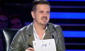 Academia de dans mihai petre. Secretul Lui Mihai Petre Ce Scrie De Fiecare DatÄ Pe Foaia De Jurizare La Romanii Au Talent Impact