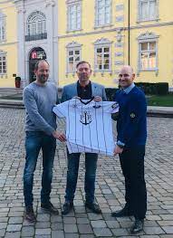 It also displays the transfer fees. Vfb News Seite 20 Vfb Oldenburg