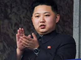 Nachdem in den vergangenen jahren bereits mehrmals über den gesundheitszustand von kim jong un gerätselt wurde , kursieren nun neuerlich spekulationen um nordkoreas eigenwilligen machthaber. Nordkoreas Machthaber Kim Jong Il Ist Tot Archiv