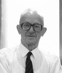 Applications for the 2023 Harry Smith Vacation Studentships are now open