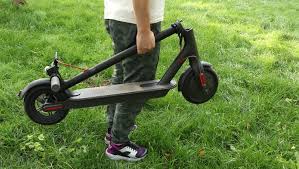 Cat costa o trotineta electrica. Ce Se IntamplÄƒ De Fapt Cu Trotinetele Xiaomi È™i Alte Trotinete Electrice DacÄƒ Nu Le FoloseÈ™ti Timp De 9 Luni Go4it