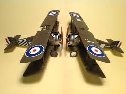 The world's first colour photograph was taken in 1861, but the use of colour film did not become widespread until well after. Hobbycraft 1 32 Sopwith Camel William Barker S B6313 Large Scale Planes