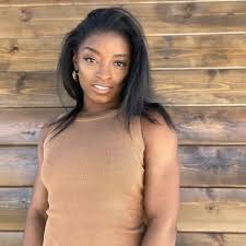 Biles competed in team usa's first rotation on vault, bailing out of her amanar and scoring a 13.766 for a 1.5 twist. Simone Biles Simone Biles Twitter
