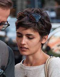 15 Best Messy Pixie Hairstyles Http Www Short Haircut Com 15 Best Messy Pixie Hairstyles Html Hair Styles Thick Hair Styles Hair Romance