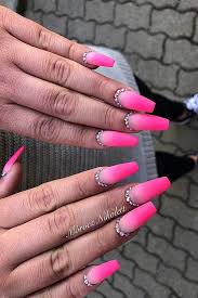23 Neon Pink Nails And Ideas To Wear All Summer Long Stayglam Try your favorite one for any functions and celebrations.