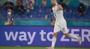 Doppietta di locatelli e rete di immobile. D4eor4o34mkzfm