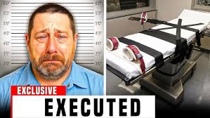 Als Bestatter ist der Tod sein Geschäft und doch leidet er enorm