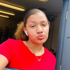 Briseyda Davis-Morales' Huss High School Bio