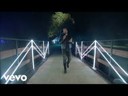 Luke Bryan What She Wants Tonight Live From The Cmt Awards 2020 Youtube In 2020 Cmt Awards Luke Bryan Luke