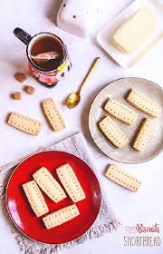 Christelle Huet Gomez Iletaitunefoislapatisserie Photos Et Videos Instagram Shortbread Sugar Cookie Biscuits
