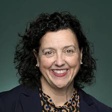 More Independent MPs ditch Qantas perks