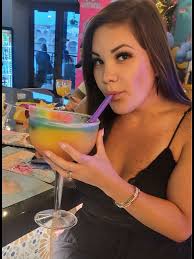 Happy birthday to one of our Glazed babes and one of the best friends I  could ever ask for!!!! You are such a genuine person that I know I can  always count