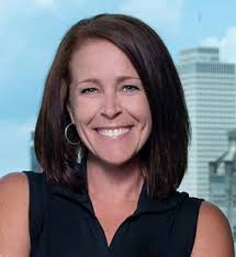 Cora Farris's Instagram, Twitter & Facebook