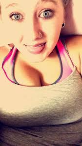 Carissa Broussard's Instagram, Twitter & Facebook