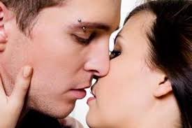 Gambar orang ciuman dan kata kata. Yang Bikin Ciuman Kurang Quot Hot Quot