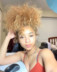 Brit On Instagram Curly Girl Hairstyles Light Skin Girls Curly Hair Styles Naturally