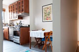 Pictures of best kitchen paint colors, backsplash tiles, design styles & decor ideas. Top 10 Kitchen Color Ideas That Go With Maple Cabinets Hunker