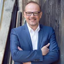 Immobilienmakler Frank Rütten und Patrick Heldt