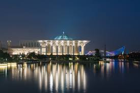 25, jalan tuanku abdul rahman, presint 3, 62100 putrajaya, wilayah persekutuan putrajaya, malaysia. Photo Of Night View Malaysia Mosque At Id 117196350 Royalty Free Image Stocklib