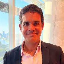 Mariano Medina's Instagram, Twitter & Facebook